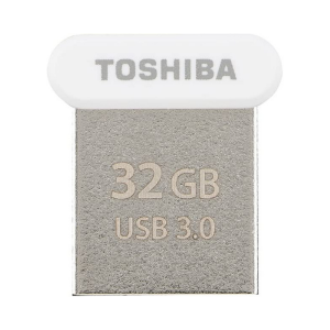Toshiba USB 3.0 Towadako 32GB Mini photo