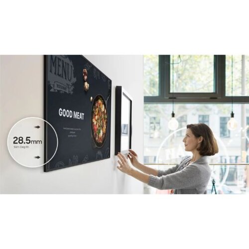 Samsung 32-inch Smart Signage QMC Professional Display LH32QMCEPGCXEN